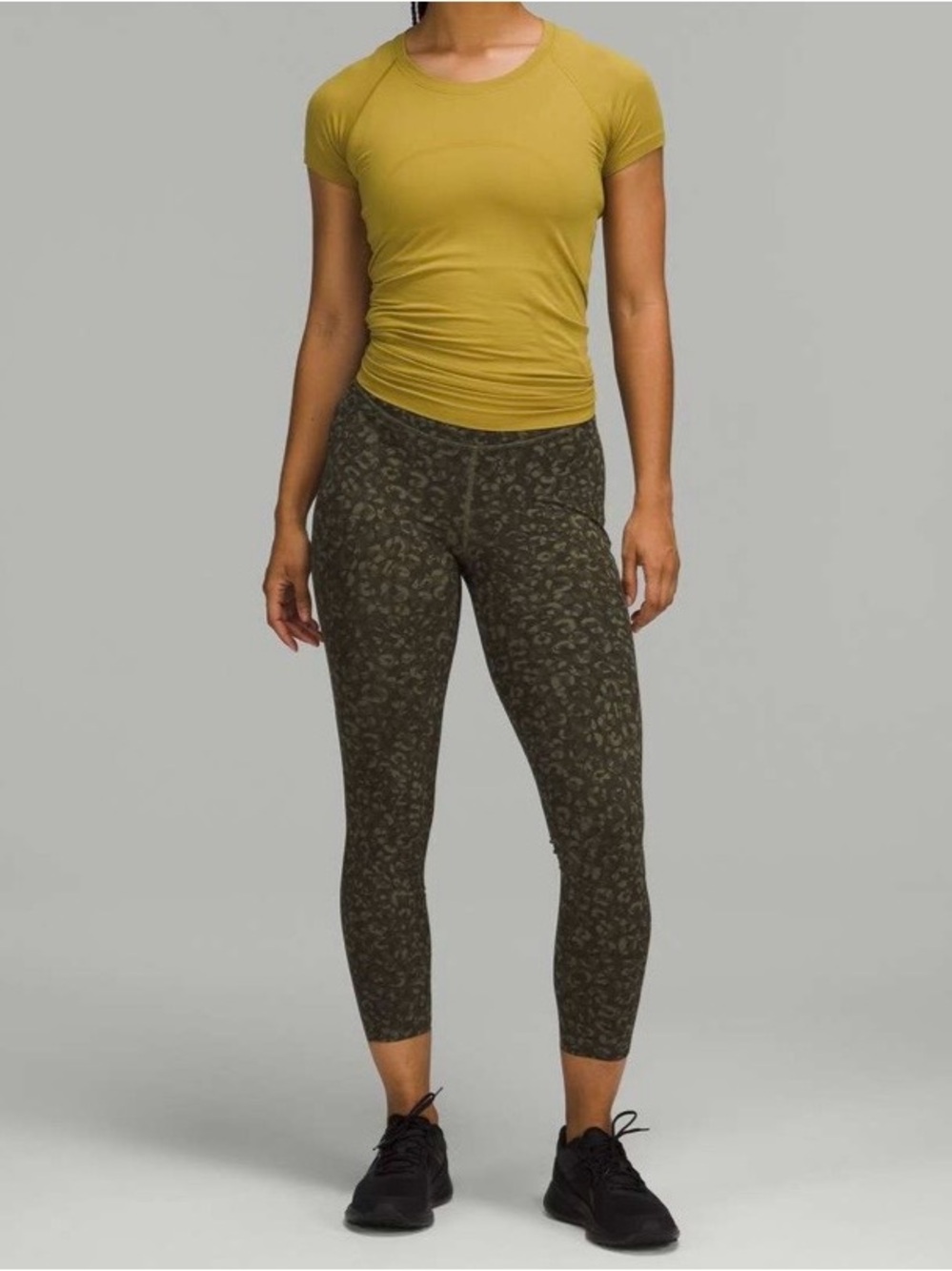 LULULEMON- Base Pace High-Rise Tight 25" Intertwined Camo Medium Olive Size 6